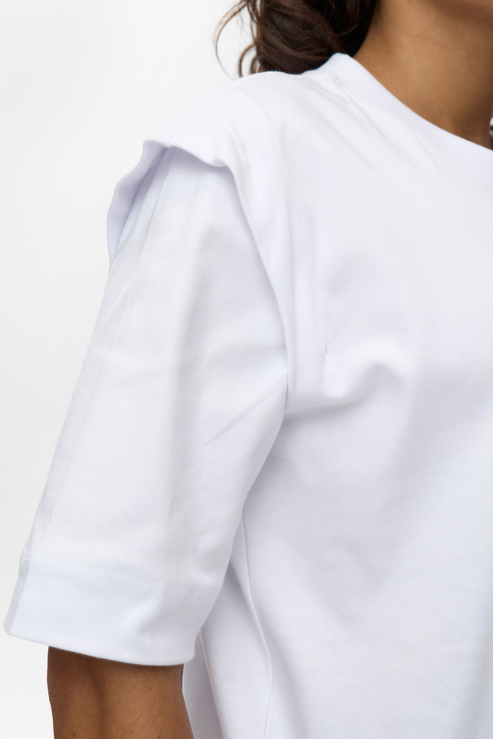 705733_9000_IMAGE_MODEL Nümph NUCORALEE T-SHIRT Bright White