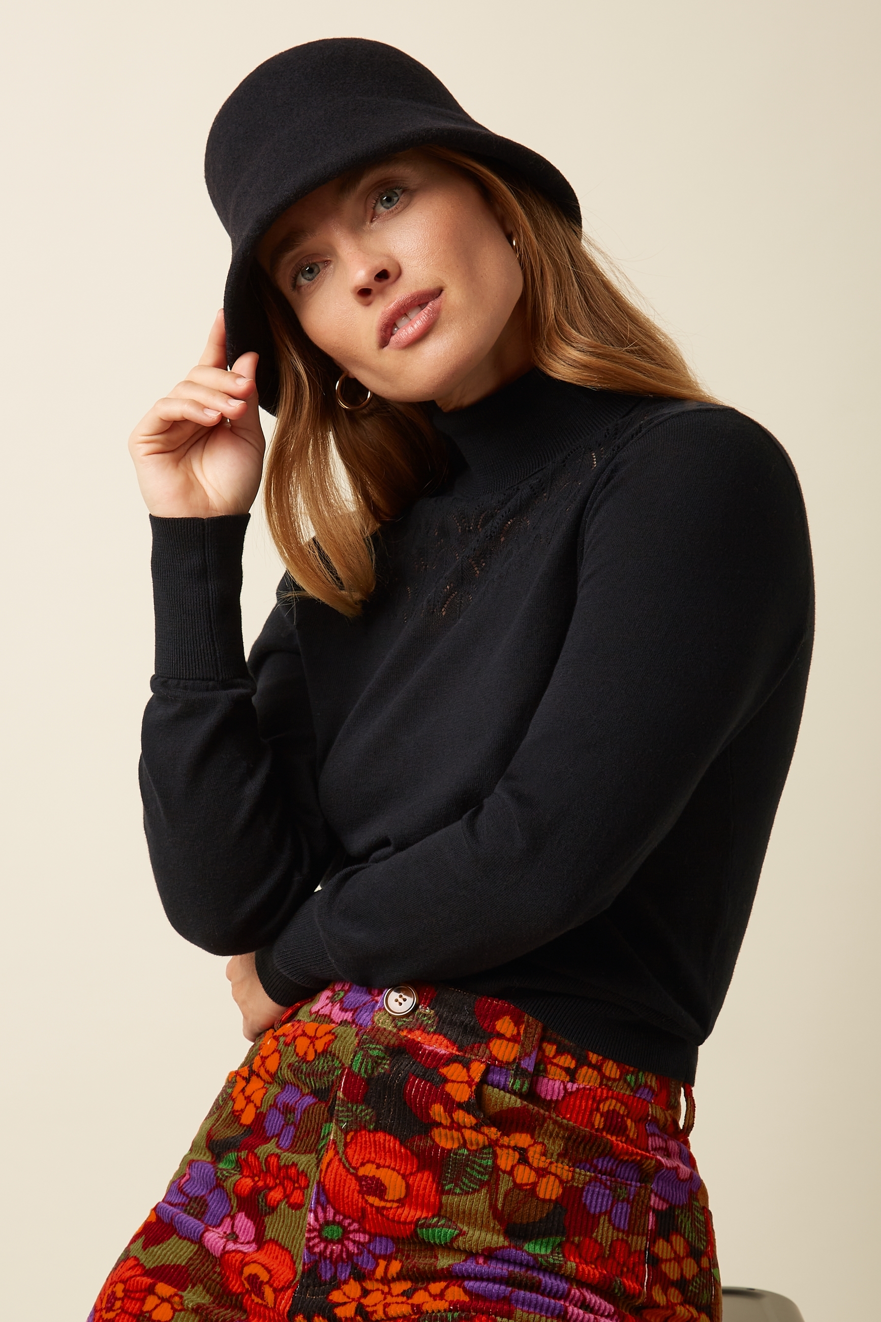 King Louie Cloche Hat Black