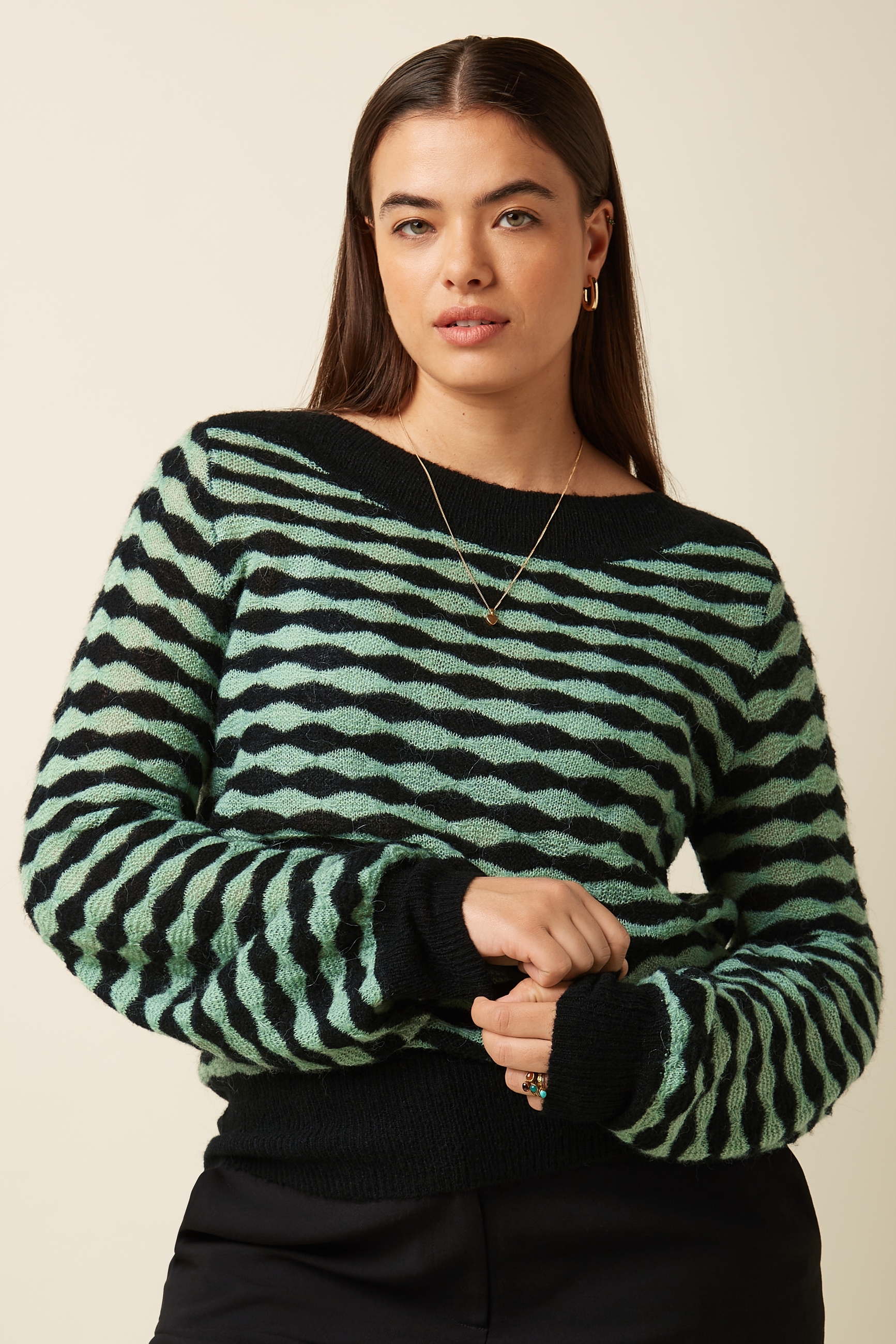 King Louie Erin Bell Top Bodega Black
