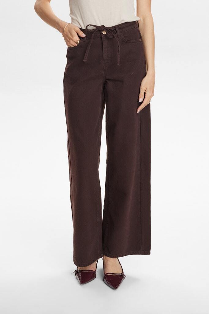 Nümph NUBROOKLYN SOLID JEANS Black Coffee
