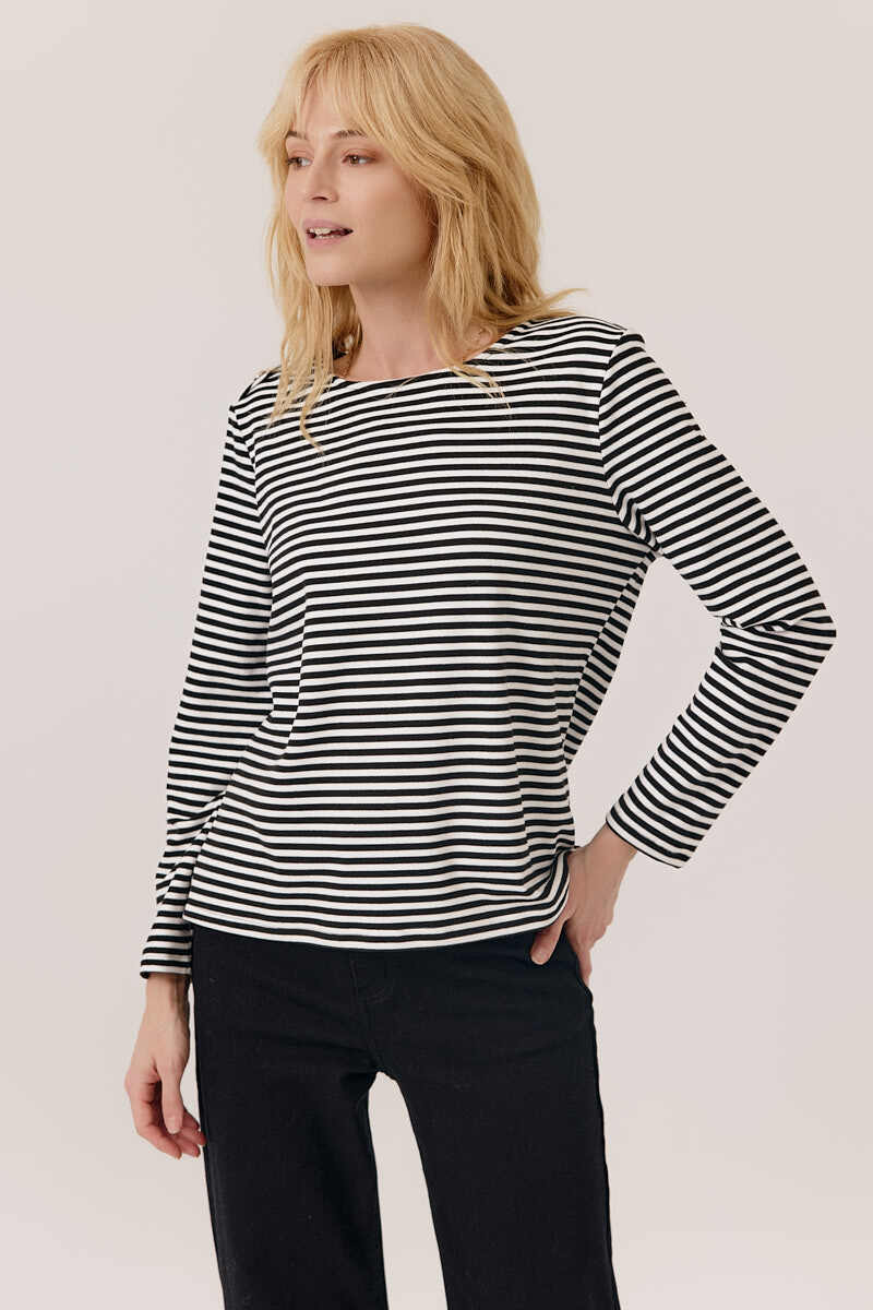 Artlove T-SHIRT LOLITA BLACK