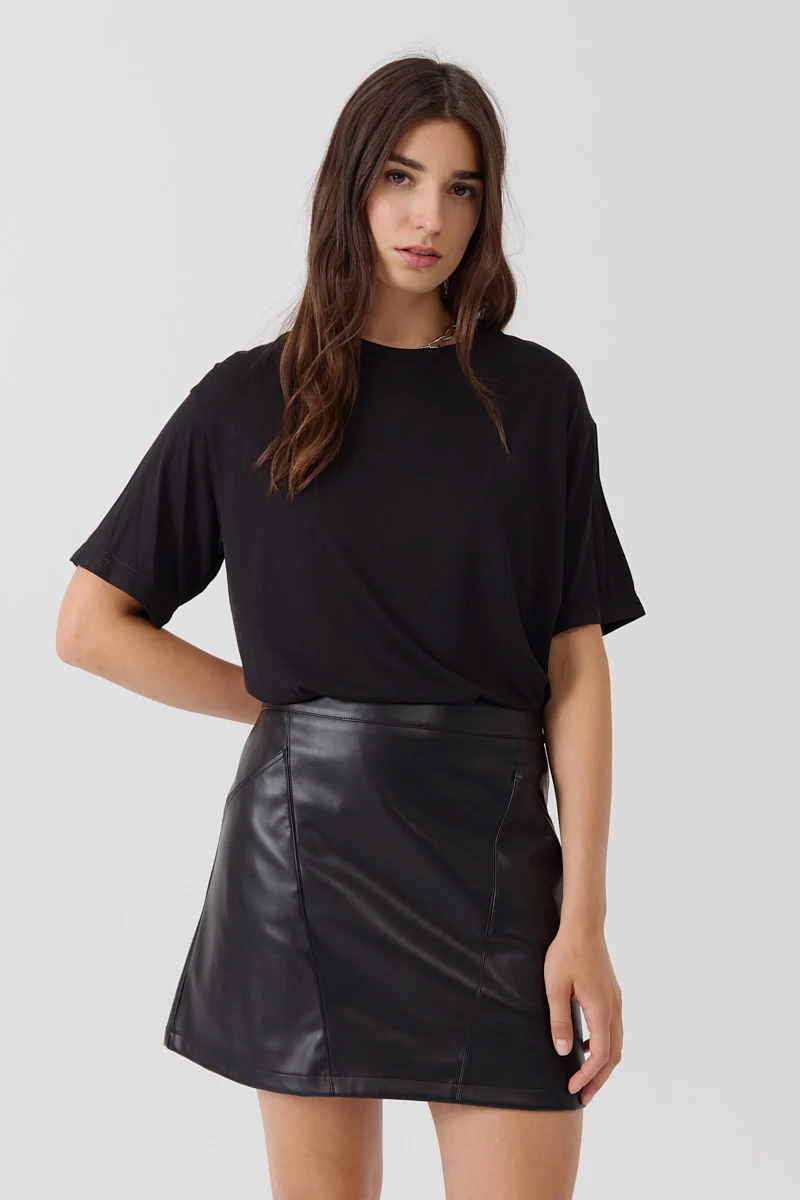 Artlove T-SHIRT SUZIE BLACK