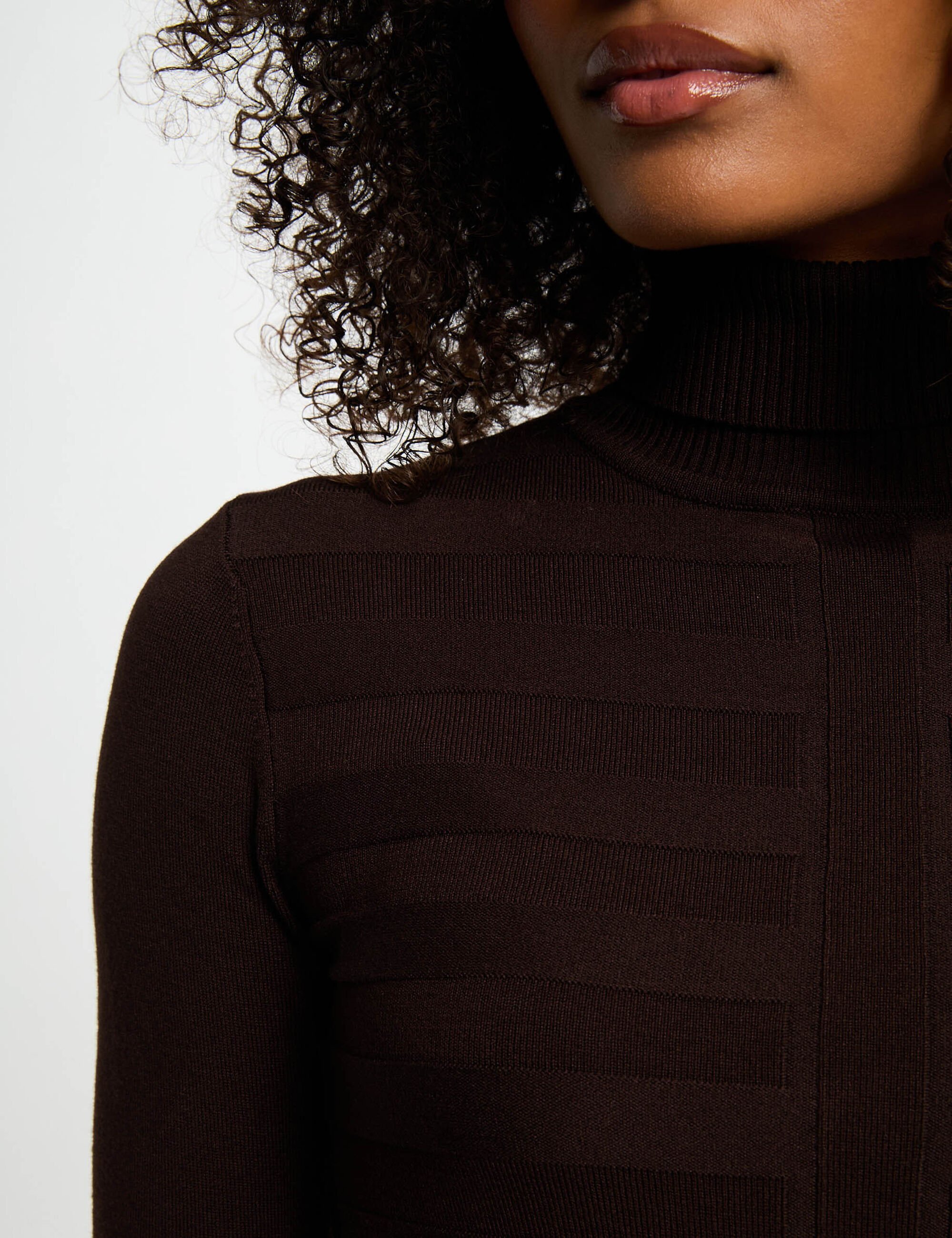 pull-col-roule-ajuste-marron-fonce-femme-vue4-32536300459791088 Morgan De Toi 252-MENTHYO BROWN