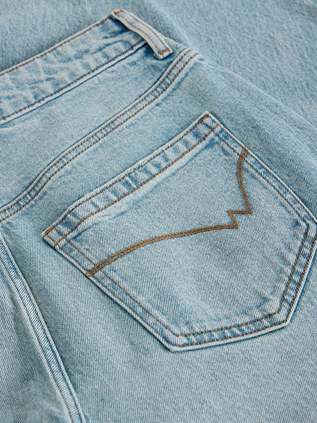 444939-LGT_DENIM-FD White Stuff AUBREY BARREL LEG JEAN LGT DENIM