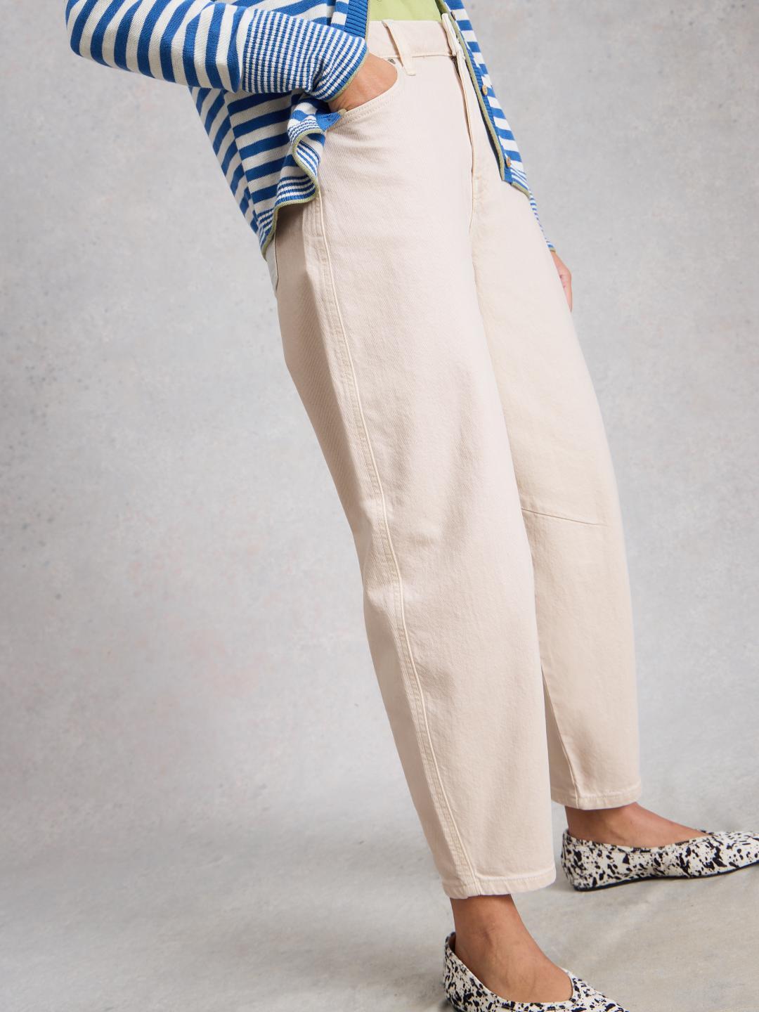 444939-NAT_WHITE-MD White Stuff AUBREY BARREL LEG JEAN NAT WHITE