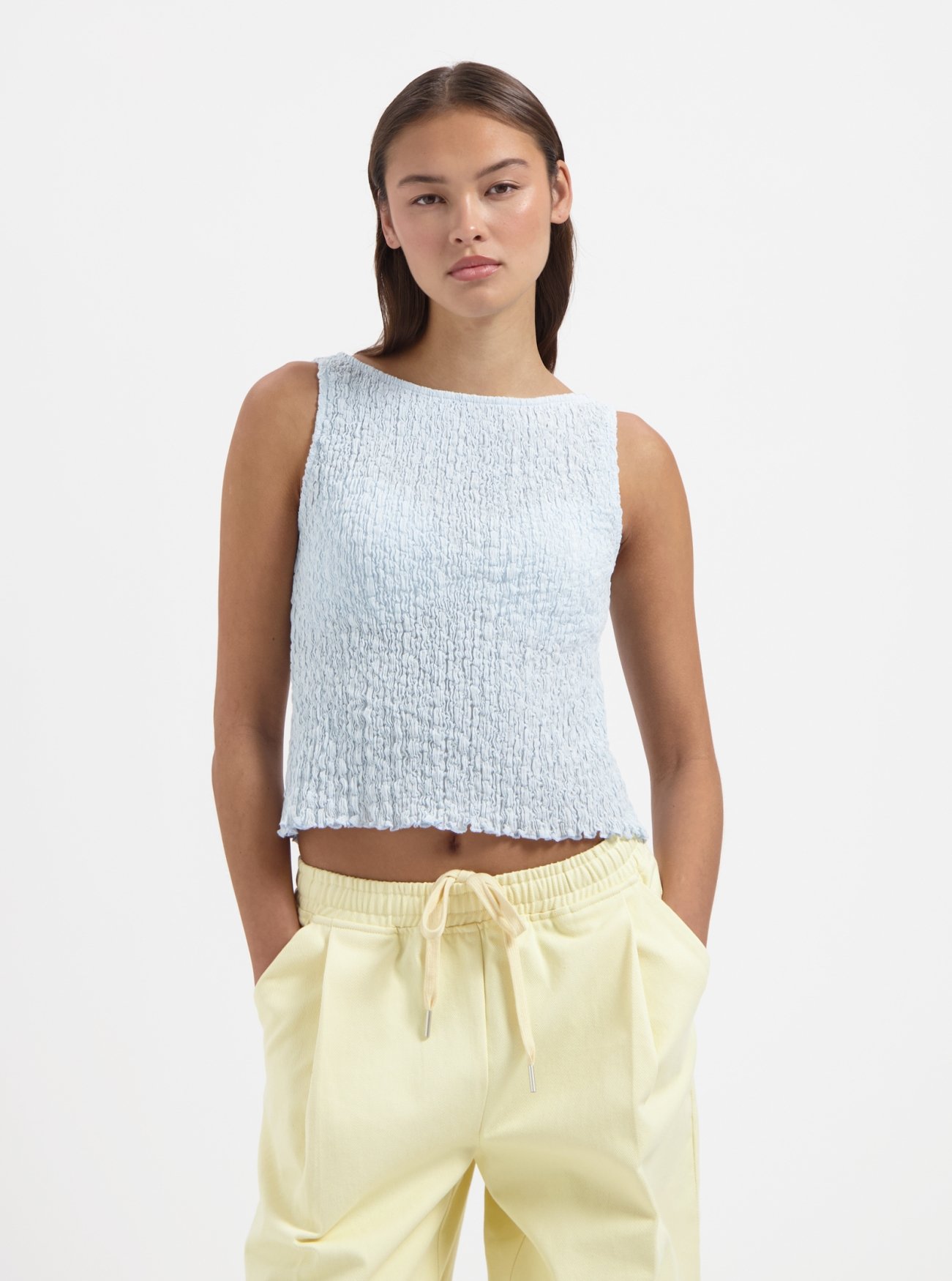 NO-DS26011-400-17-55 Nous Sommes Labels June Smock Top Light Blue