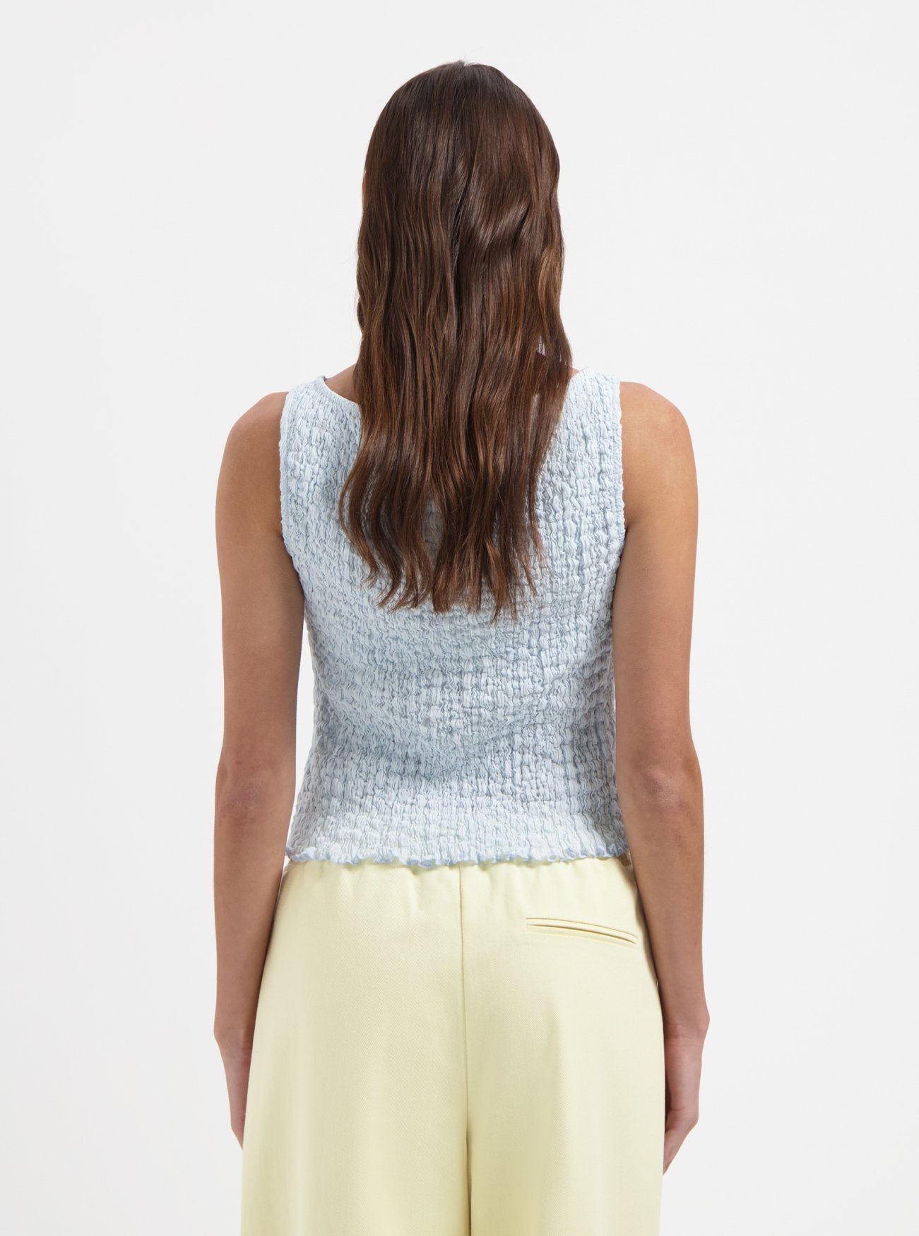 NO-DS26011-400-17-56 Nous Sommes Labels June Smock Top Light Blue