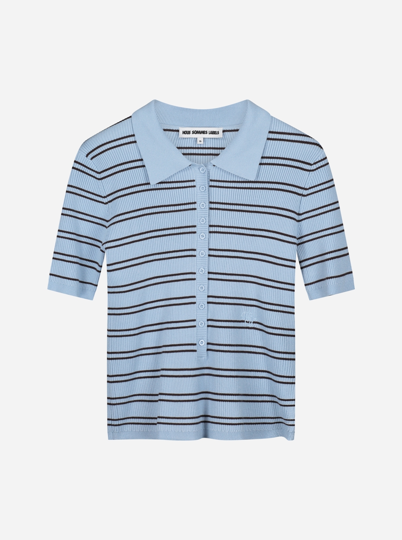 NO-DS26027-400-17-36 Nous Sommes Labels Liz SS Polo Knit Light Blue