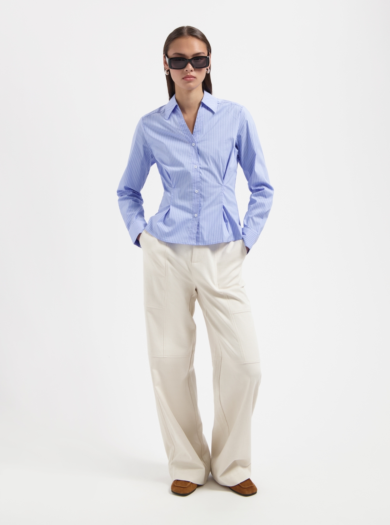 NO-DS26036-450-20-63 Nous Sommes Labels Zoey Blouse Blue