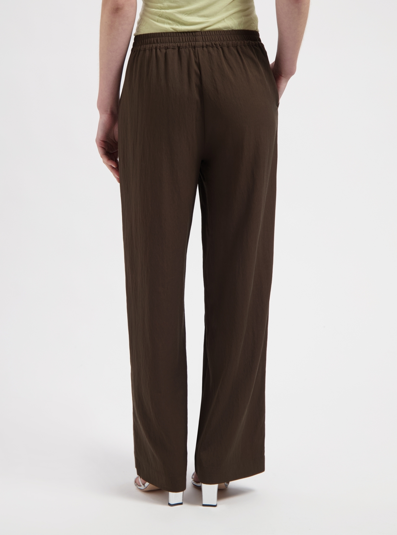 NO-DS26044-225-11-22 Nous Sommes Labels Anya Trousers Brown
