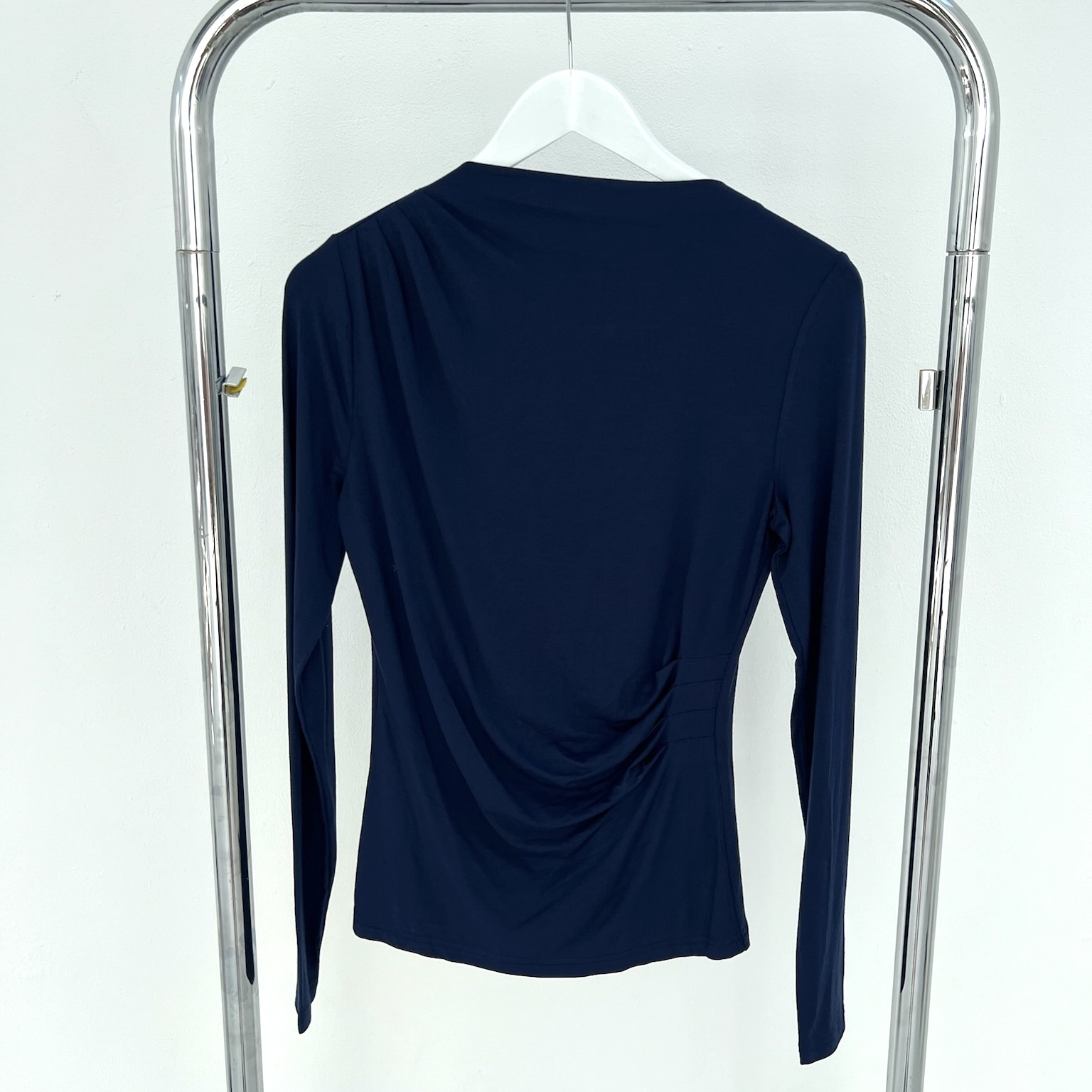 NO-DW23006-470-21-75 Nous Sommes Labels Edie LS Top Dark Grey Melange