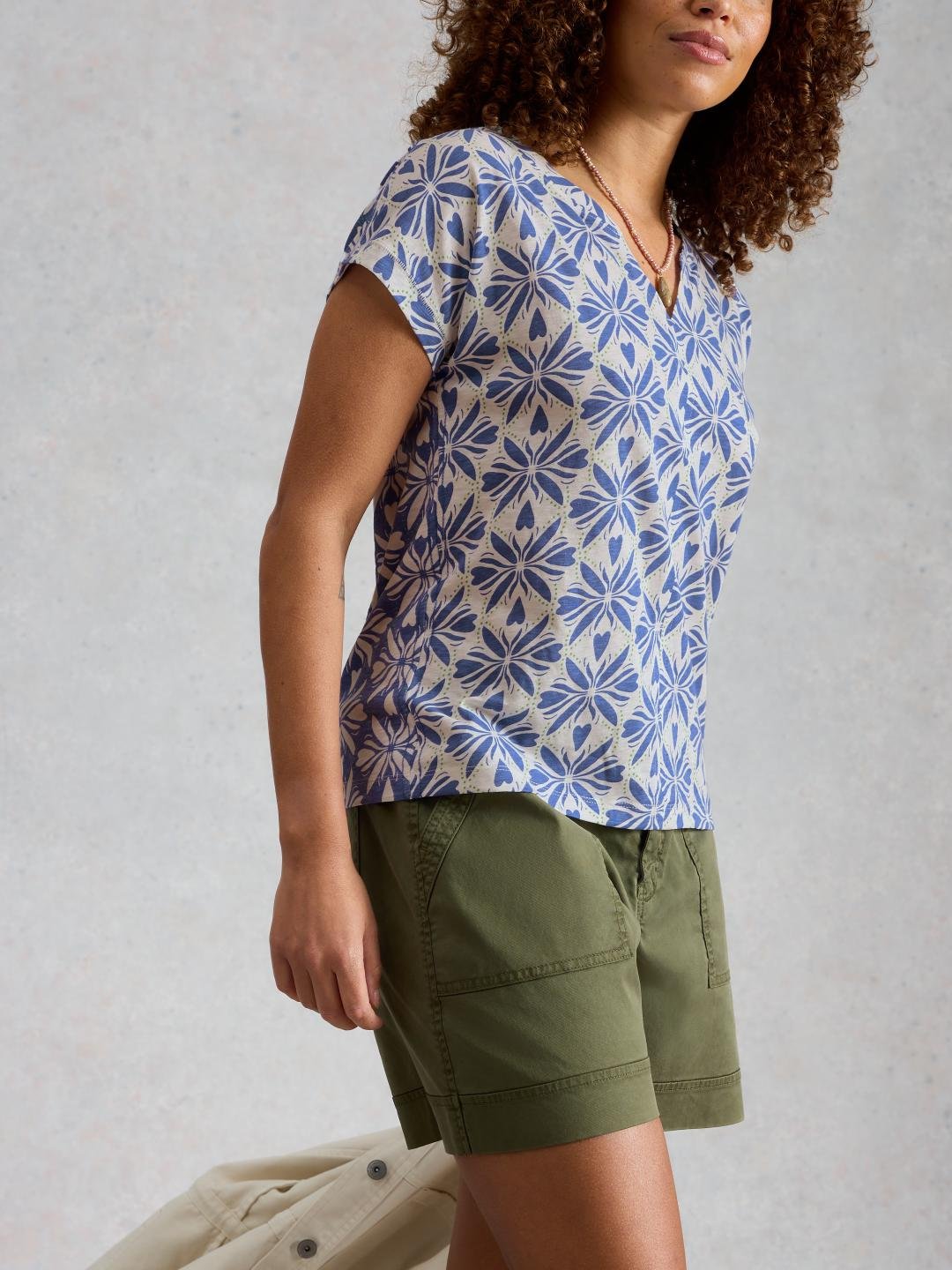 445865-BLUE_MLT-MD White Stuff NELLY NOTCH NECK TEE BLUE MLT