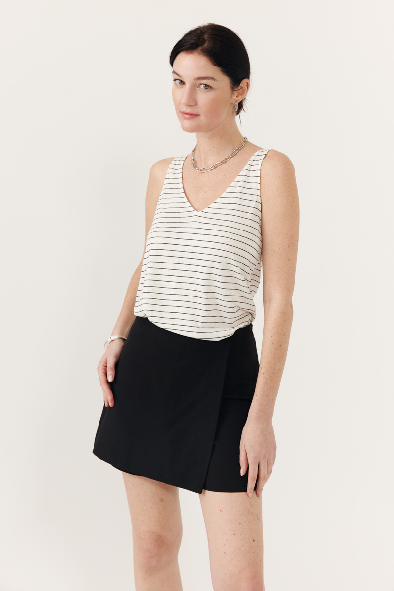 Artlove SHORT AMENA BLACK