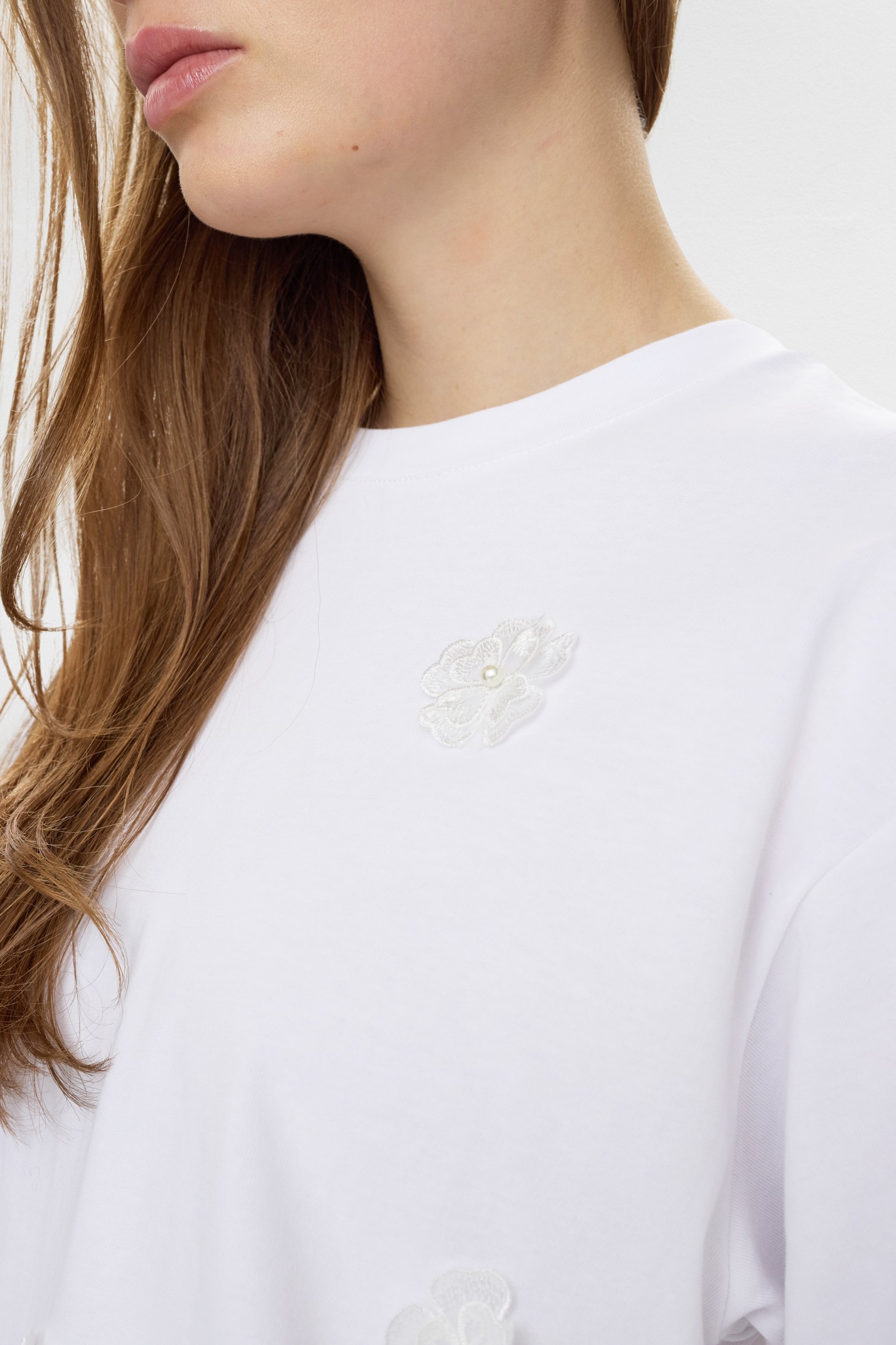 Nu_mph_Main-Spring-2026-Nu_mph_9000_706689_3 NÜMPH NUFLEURA TEE Bright White