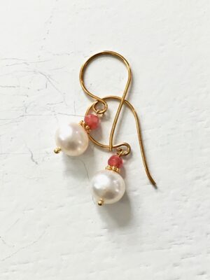 Parel Oorbelletjes uit Eigen Atelier 015