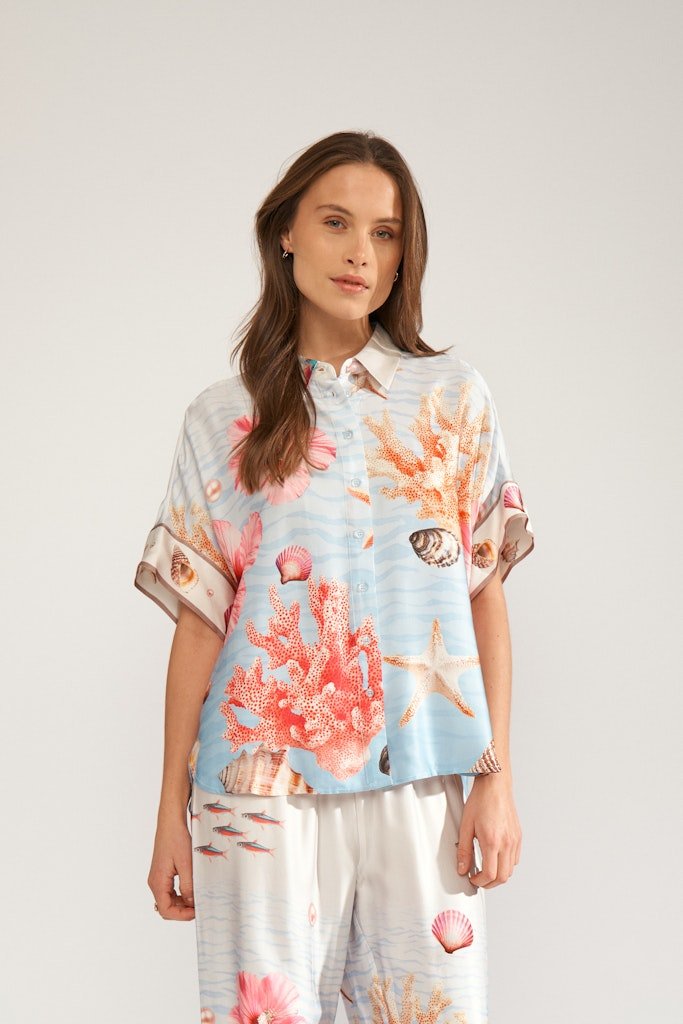 Nu_mph_High-summer-2026-Nu_mph_3163_706751 NÜMPH NUOCEANA SLEEVELESS SHIRT Skyway