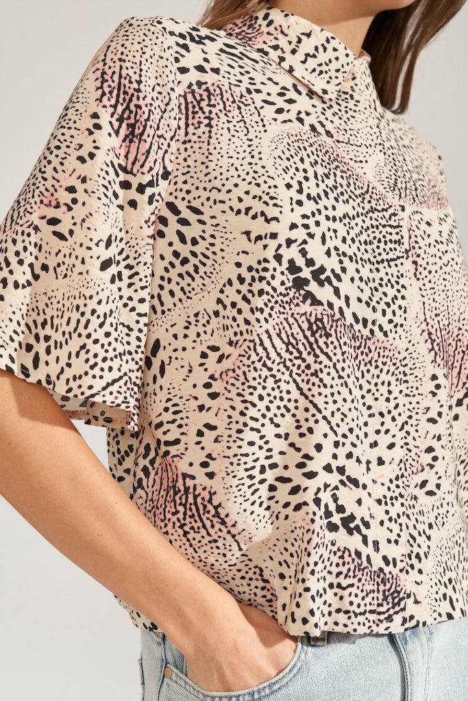 Nu_mph_High-summer-2026-Nu_mph_9509_706718_5 NÜMPH NUSHELLA SHIRT Whitecap Gray