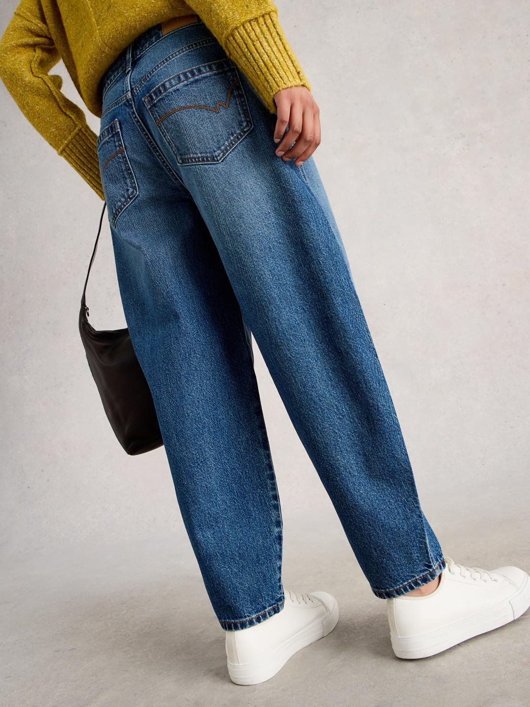 444939-MID_DENIM-MB White Stuff Aubrey Barrel Leg Jean Mid Denim
