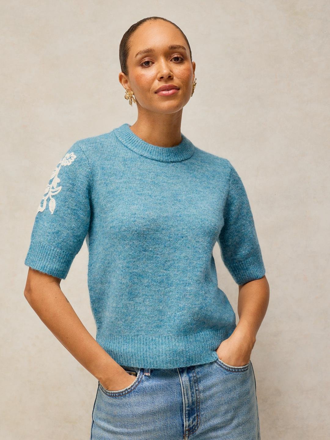 446753-LGT_BLUE-MD White Stuff Knitted Embroidered Tee Lgt Blue