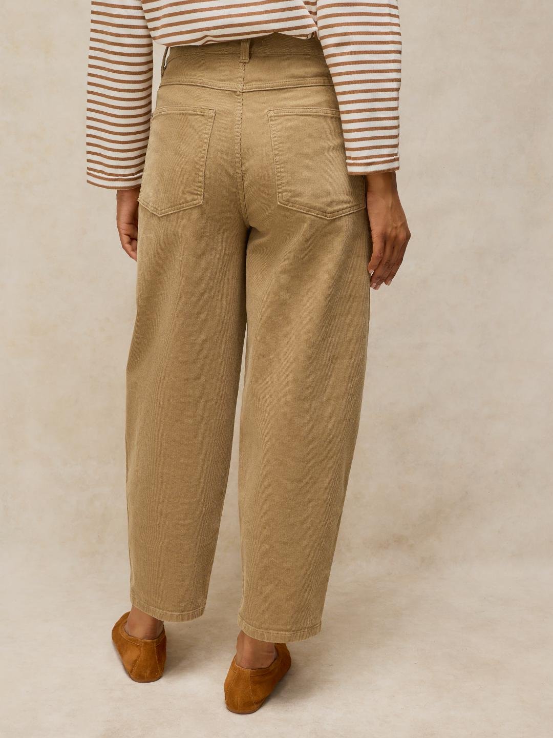 446862-LGT_GREEN-MB White Stuff Aubrey Barrel Cord Trouser Lgt Green