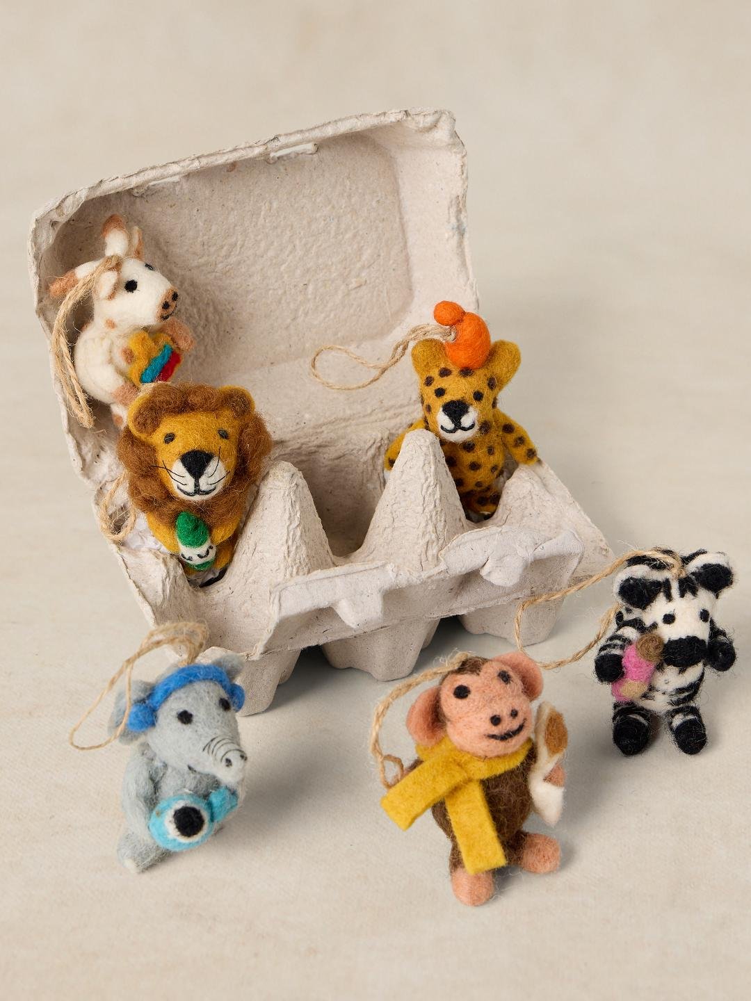 447615-BLUE_MLT-FF White Stuff Safari Animals Egg Box Blue Mlt
