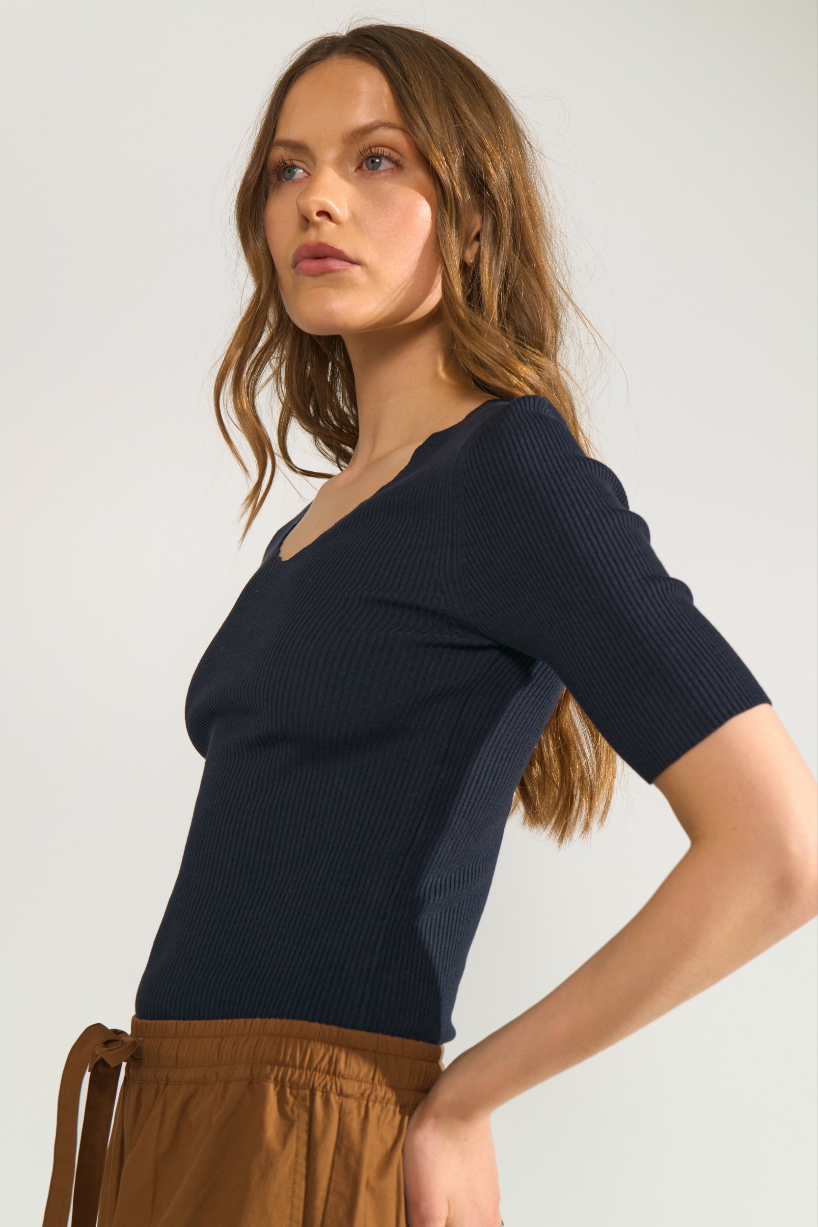 700828_3065_3 Nümph NUAYELET SS PULLOVER CROPPED Salute