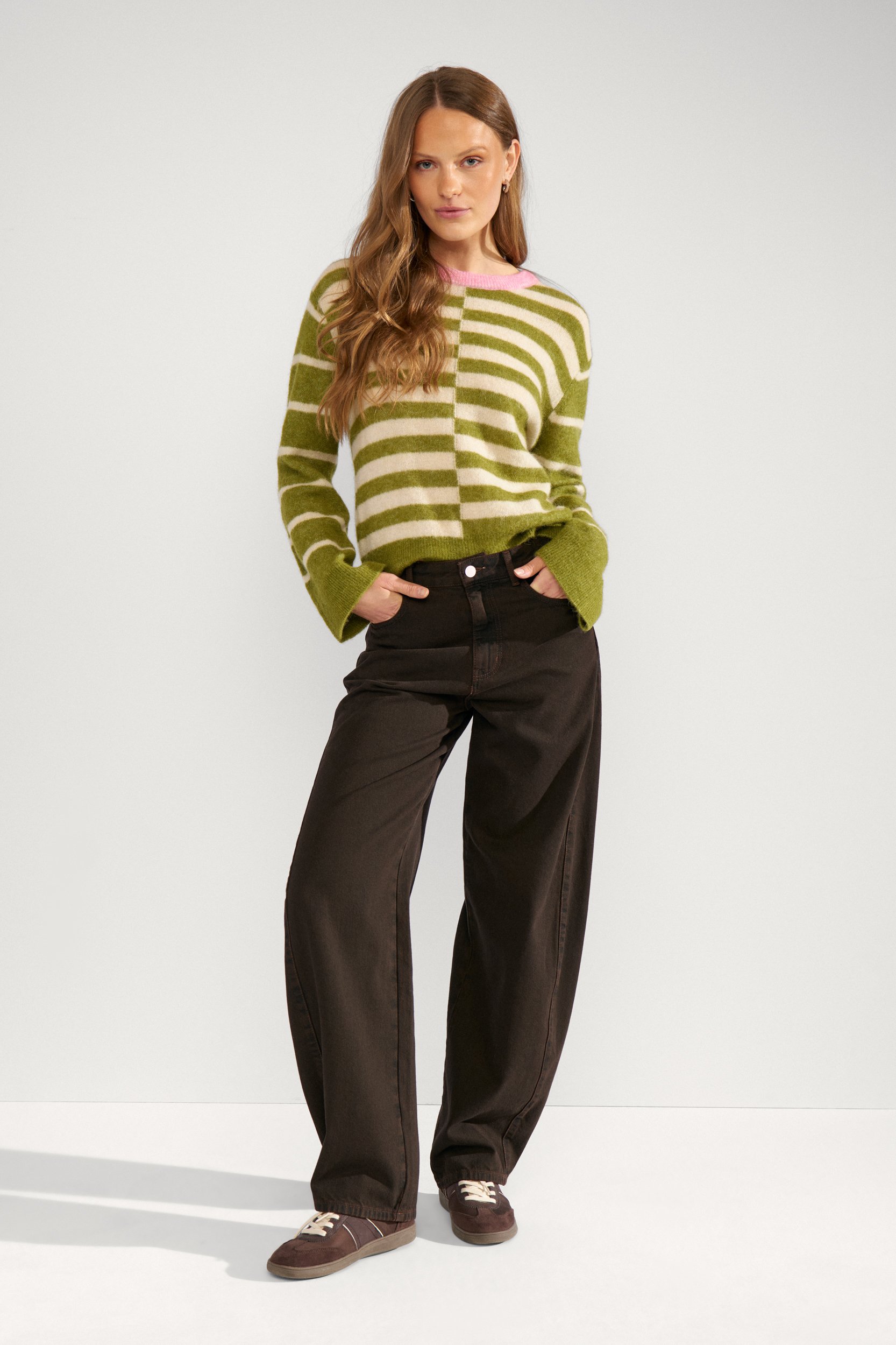 707210_4060_2 Nümph NURIETTE BLOCK STRIPE PULLOVER Calla Green