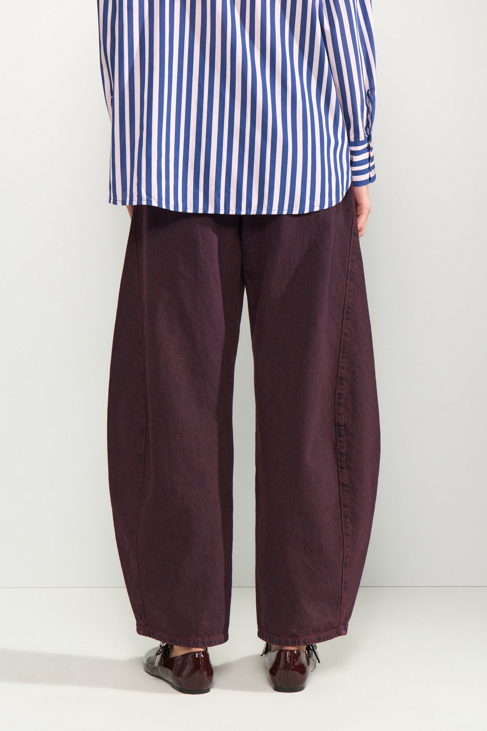 707357_2730_2 Nümph NUAMSTERDAM HR BARREL JEANS Black Coffee