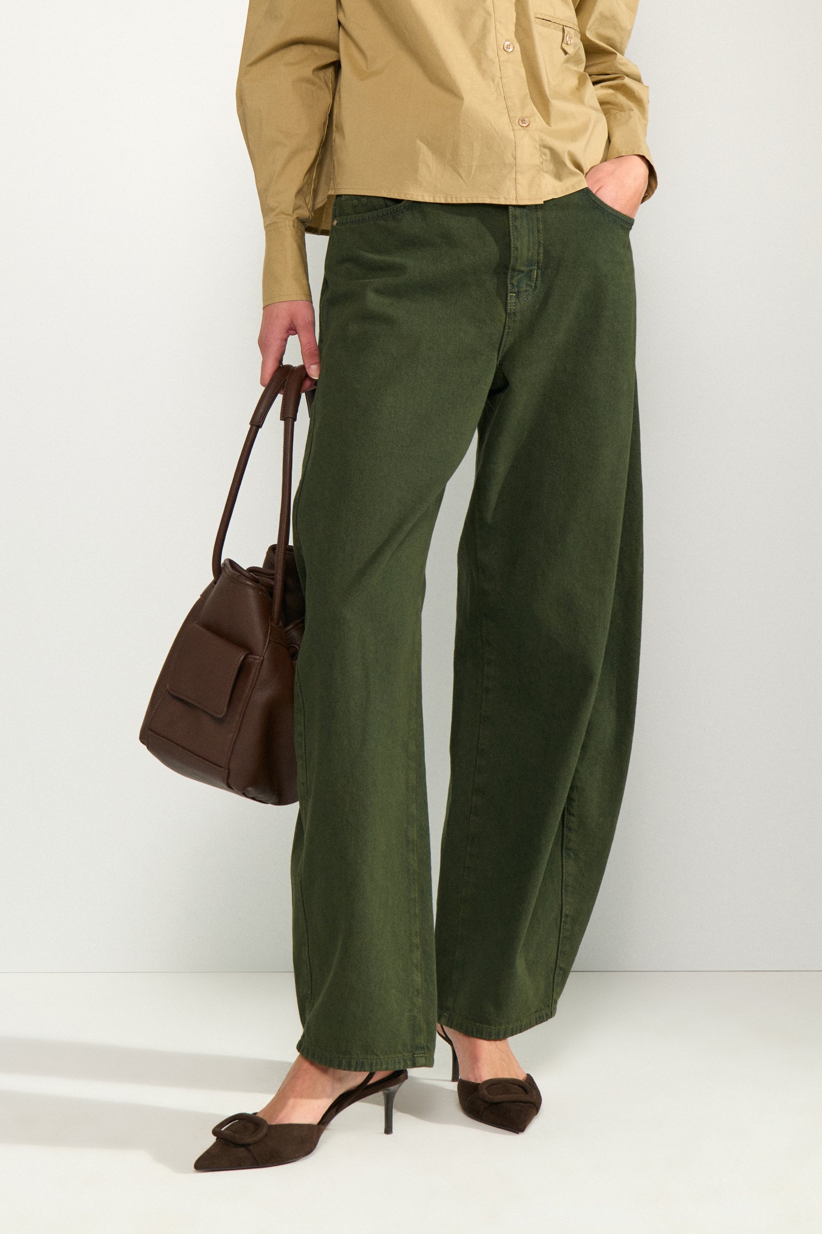 707357_4084_1 Nümph NUAMSTERDAM HR BARREL JEANS Forest night