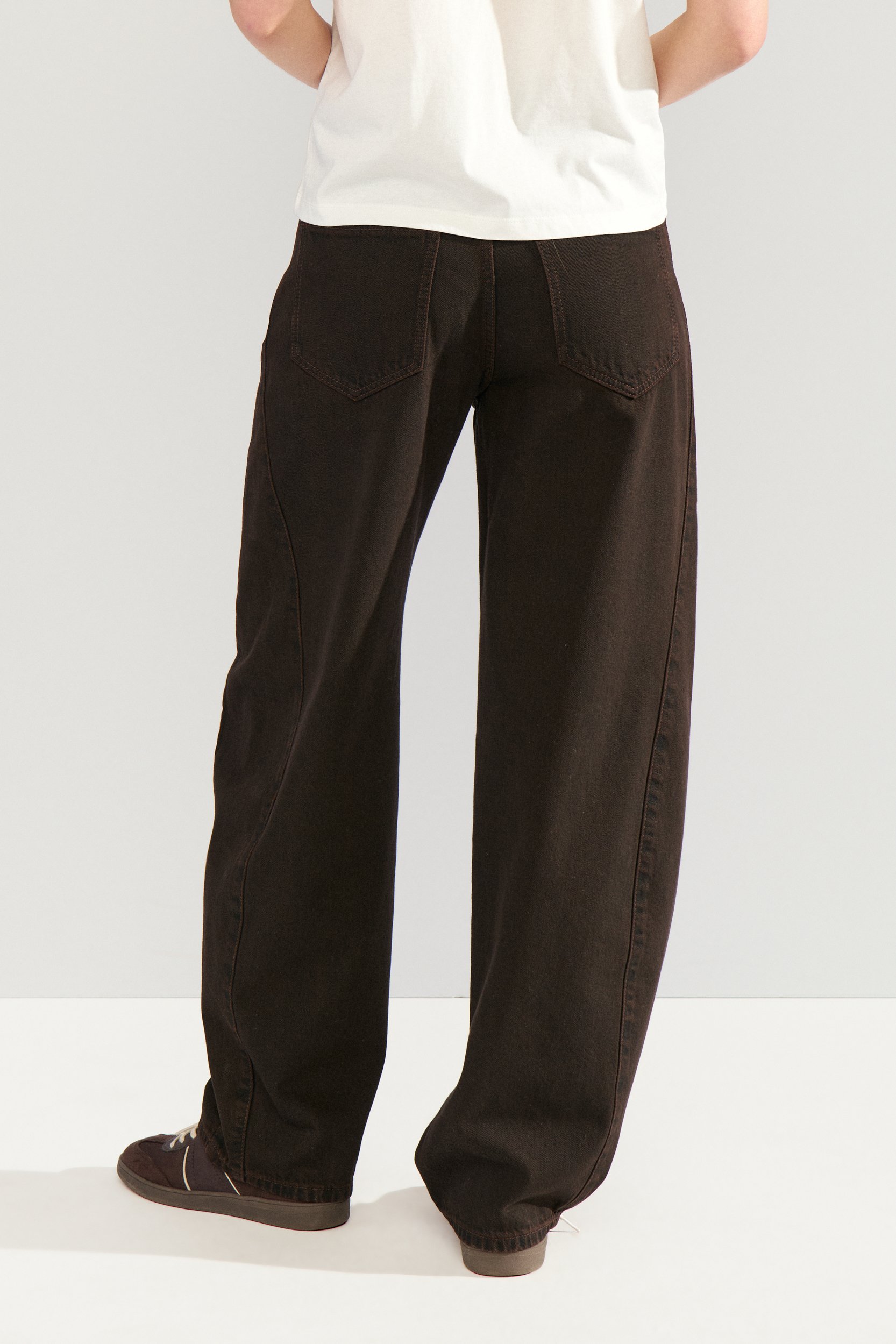 707357_5698_3 Nümph NUAMSTERDAM HR BARREL JEANS Black Coffee