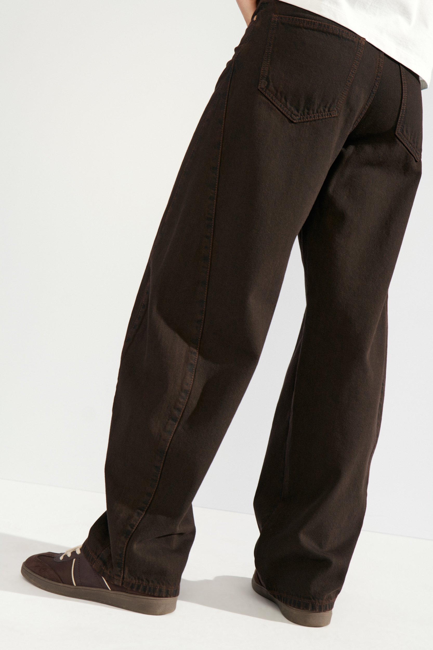 707357_5698_5 Nümph NUAMSTERDAM HR BARREL JEANS Black Coffee