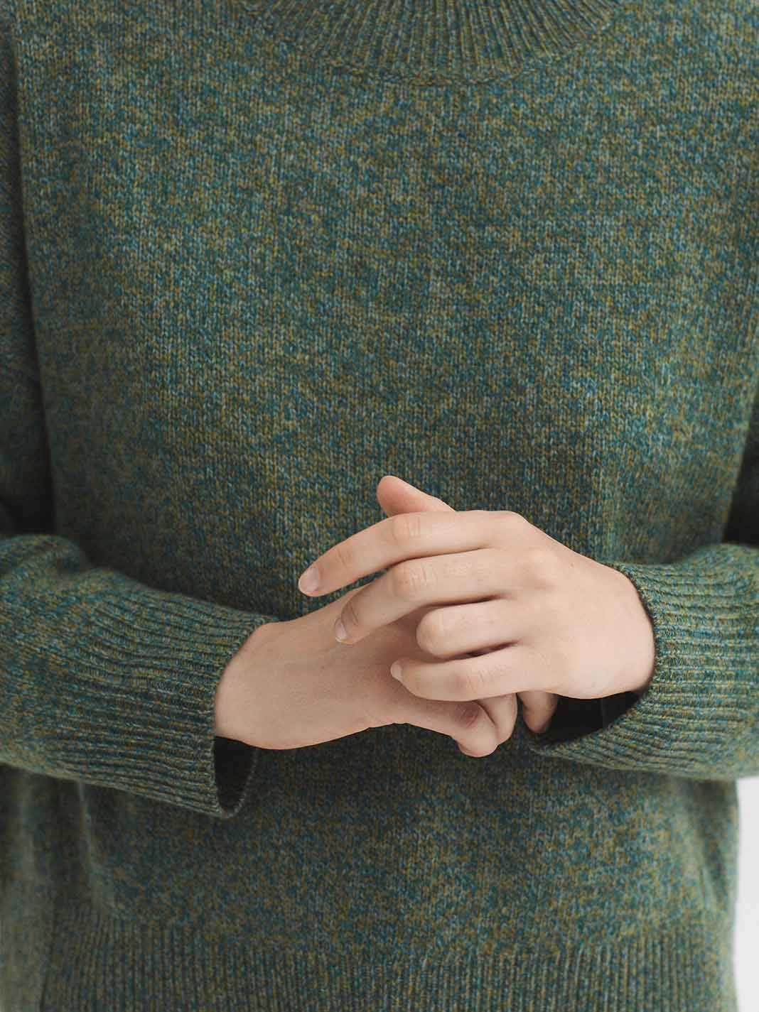WKX018_246_3 Nice Things Wide high-neck sweater Light Khaki Green