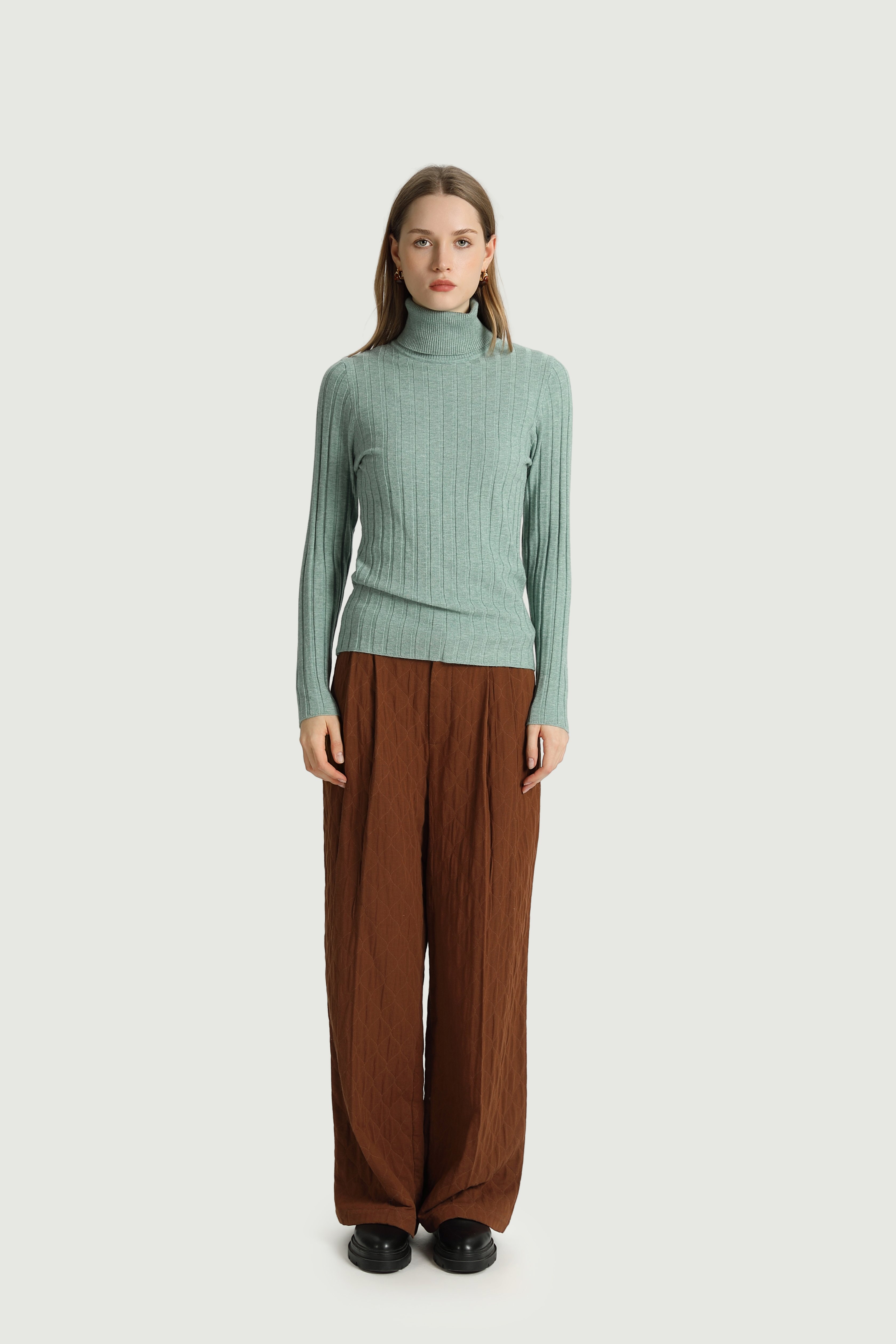 T26203359 The Korner Mina T-Neck Aqua