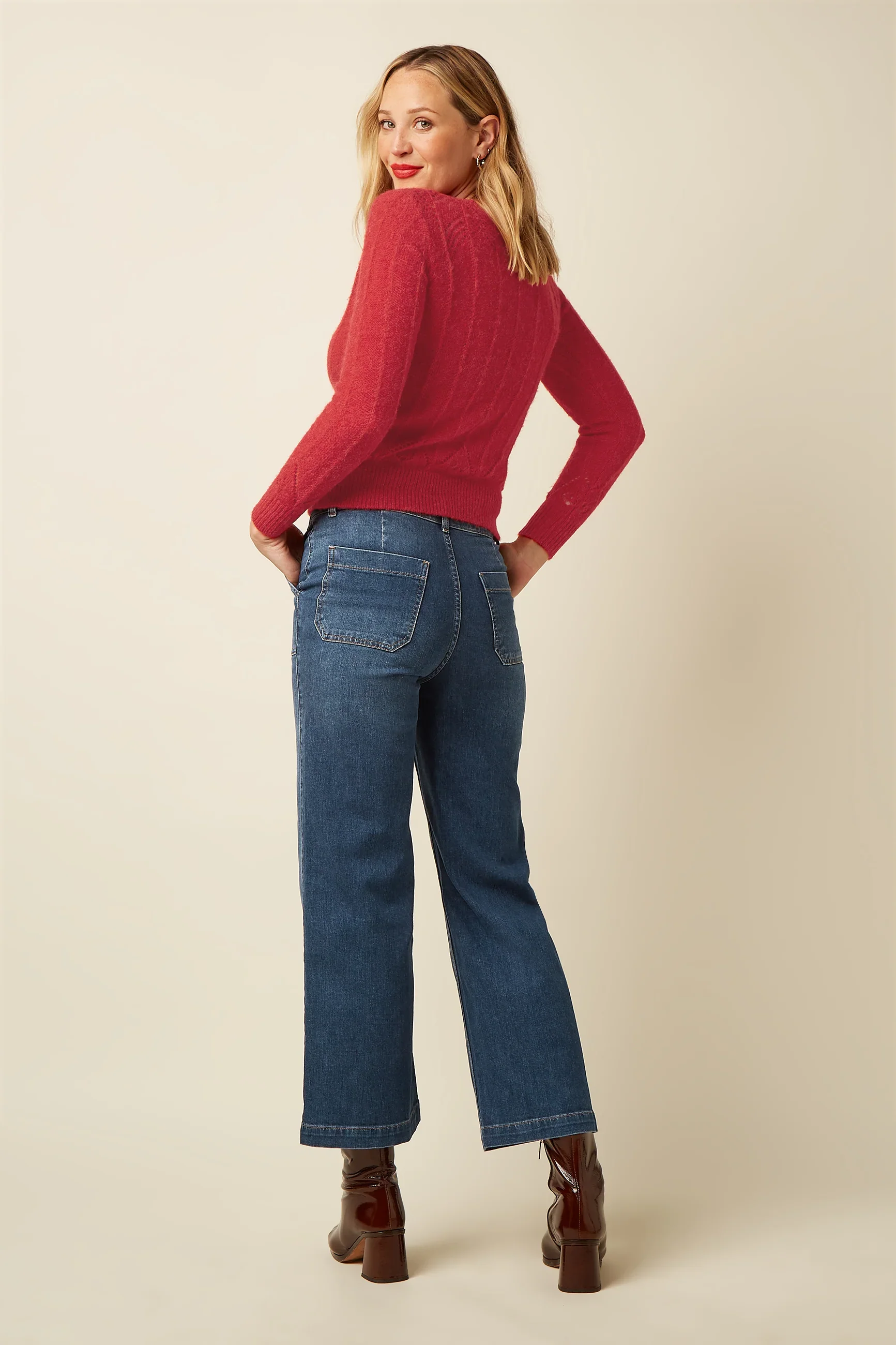 11053656_3 King Louie Lia Top Hiver Knit Fiery Red