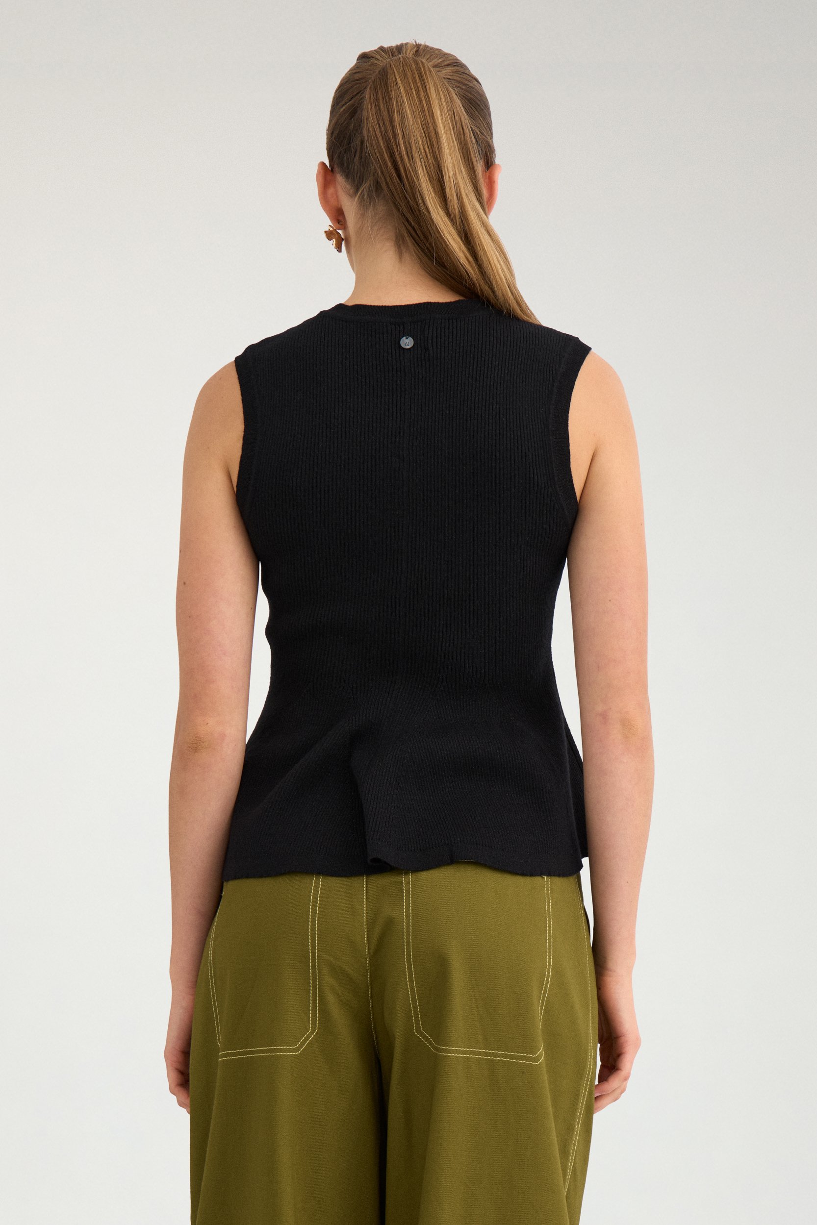 707493_0000_3 Nümph Nusira Lurex Top Caviar