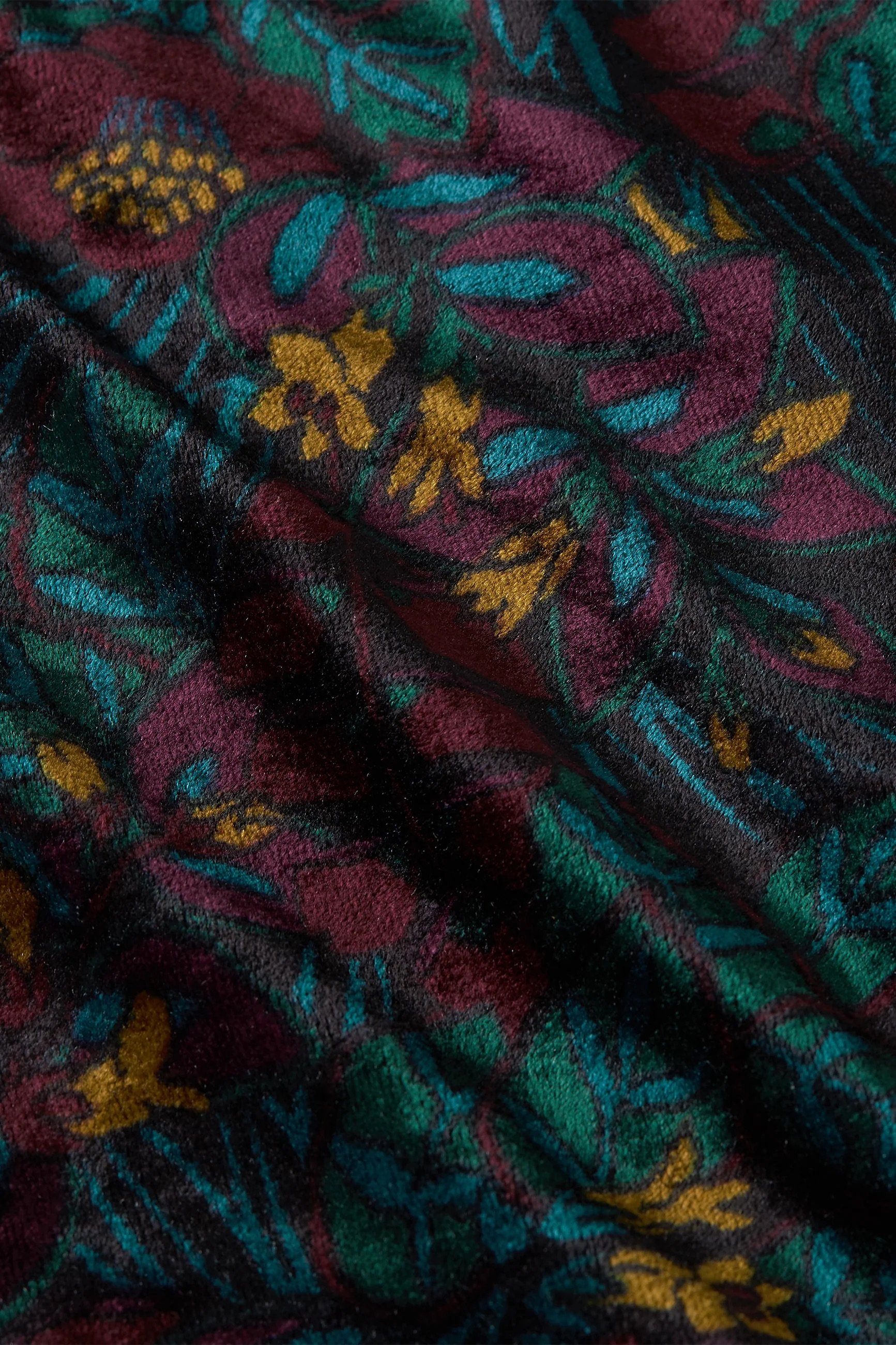 10956001_9 King Louie Sara Pants Sierra Velvet Black