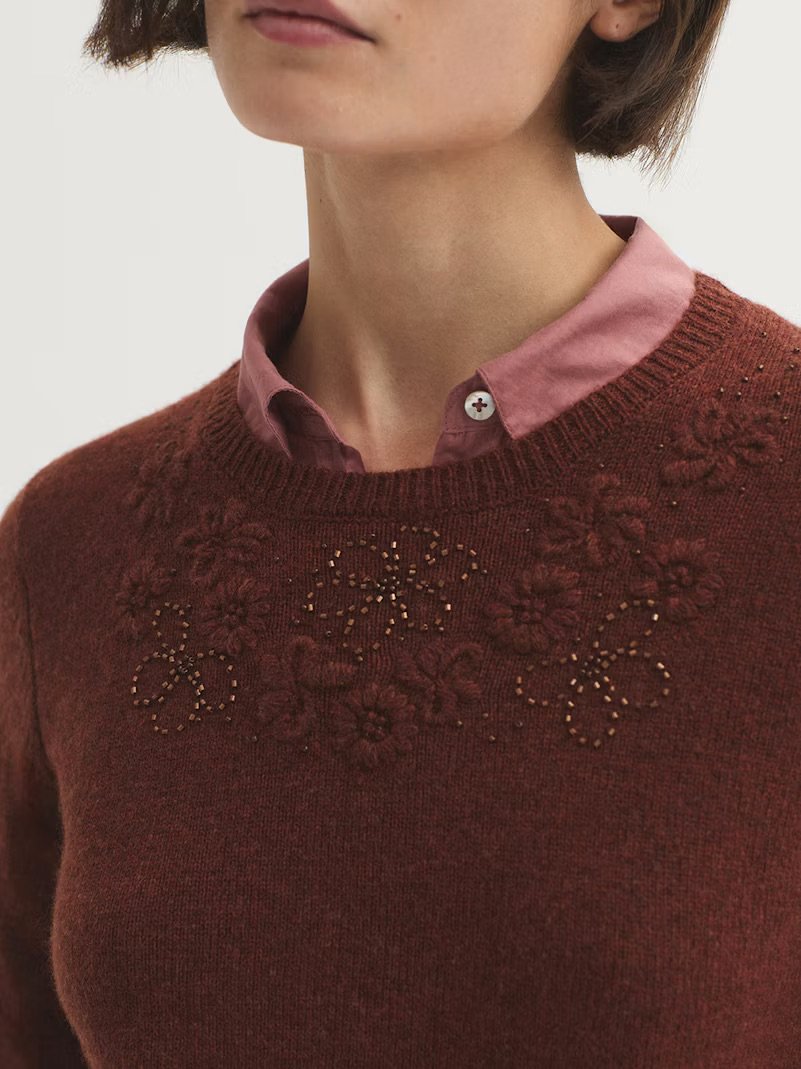 Jersey_de_lana_flores_bordadas_WKX022_332_3_28092026132259 Nice Things Wool sweater with embroidered flowers Chestnut