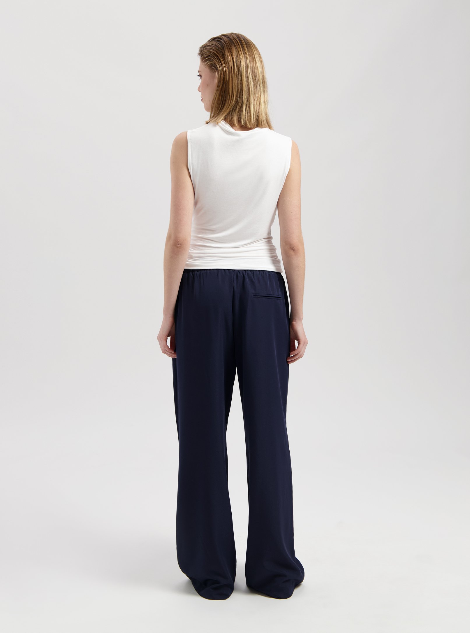 NODW23001_EdieSL_Top_White_Fullbody_Jpg_High_res_9 Nous Sommes Labels Edie SL Top (SS) White