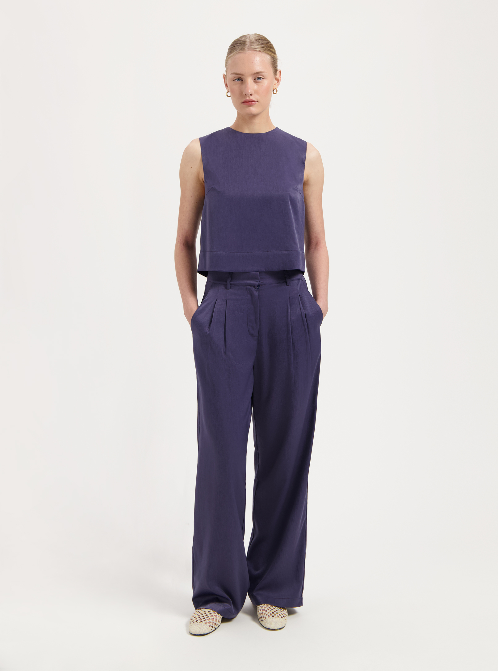 Nous Sommes Labels Josie Pleated Trousers Dark Purple